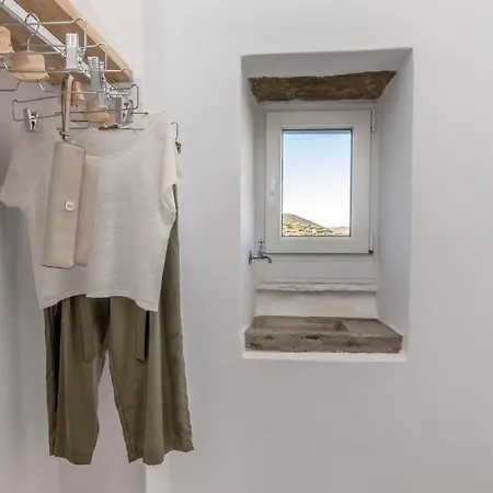 Livadi House Tinos * Kato Klisma